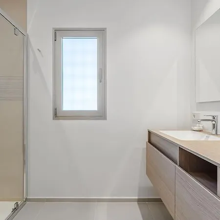 Luxury 2 Bedrooms In Palm-mar, Tenerife Apartment
