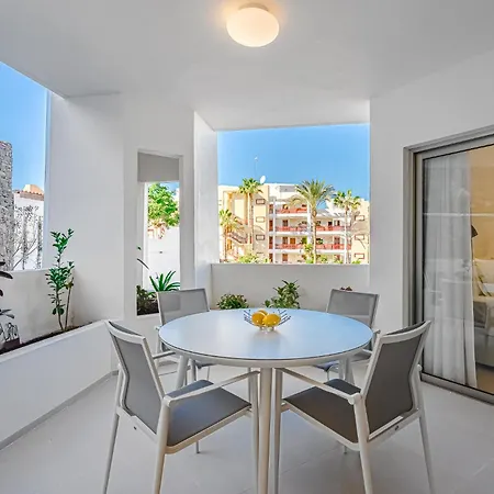 Apartment Luxury 2 Bedrooms In Palm-mar, Tenerife *