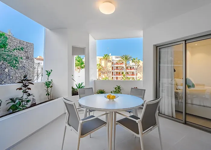 Апартаменты Luxury 2 Bedrooms In Palm-mar, Tenerife *