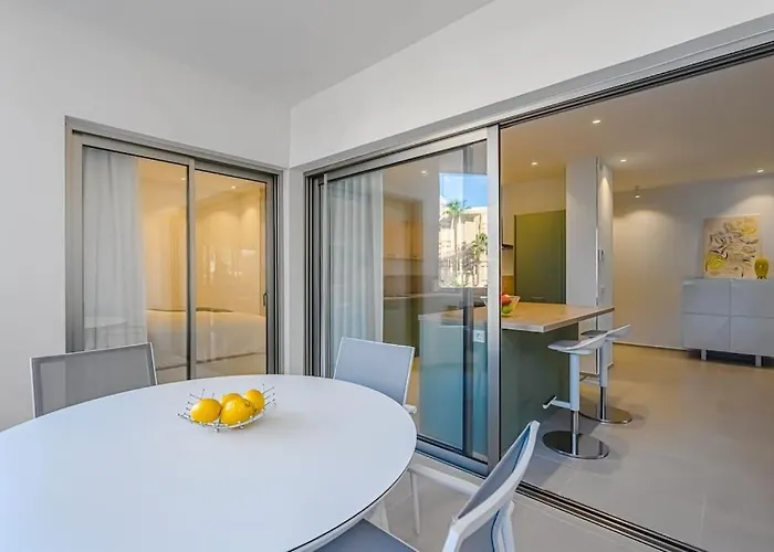 Luxury 2 Bedrooms In Palm-mar, Tenerife Apartment Palm-mar